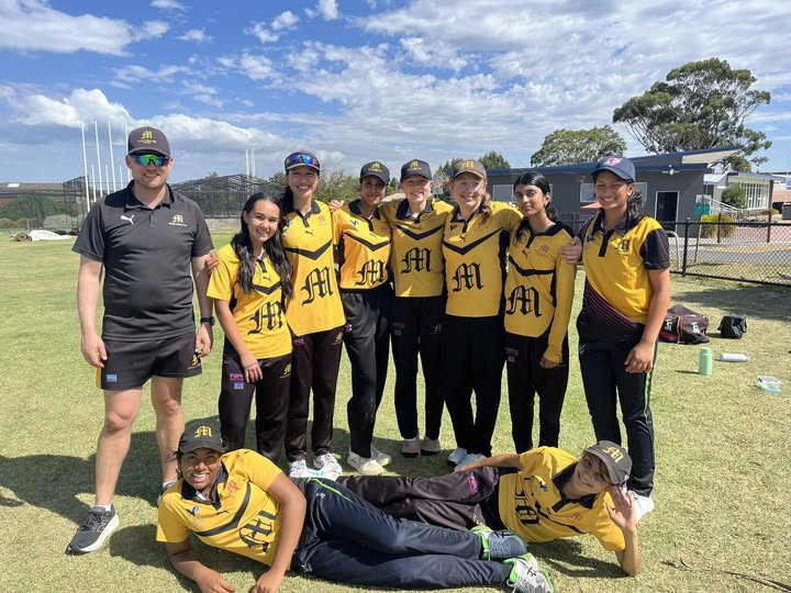 Mackie Cricket Club girls cricket team
